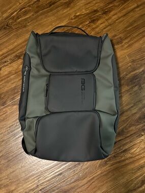 Urban Aesthetic Men's Backpack - Black & Olive